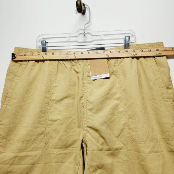 Men's Shorts The North Face Size XXL Khaki Stone Adventure Regular Fit NEW - Picture 7 of 9